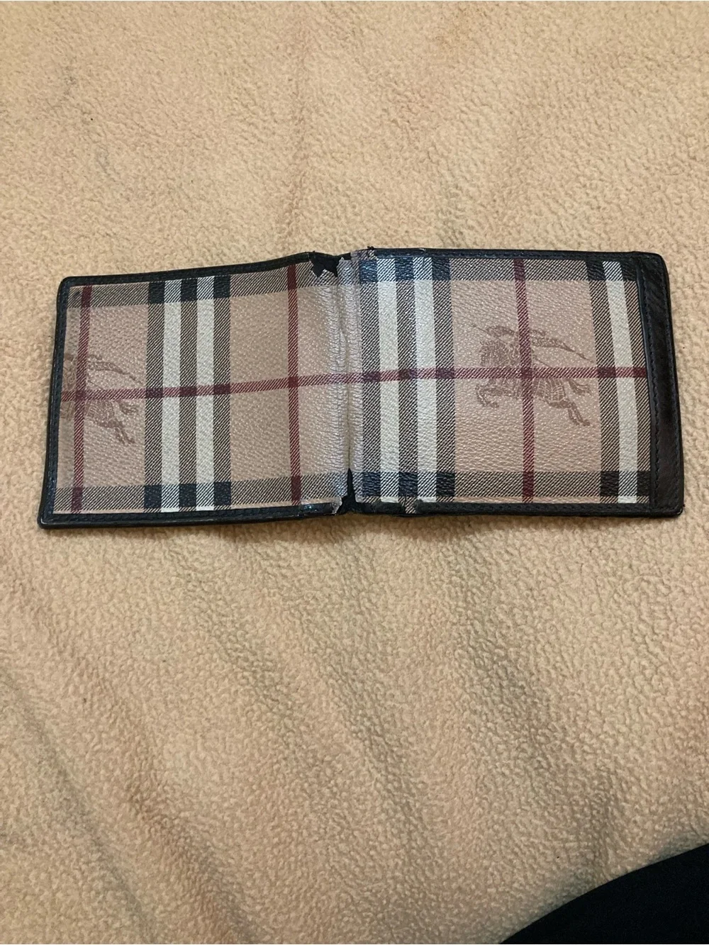 Burberry Mens Bifold Wallet Tons Of Space For Cards And Split Cash Section